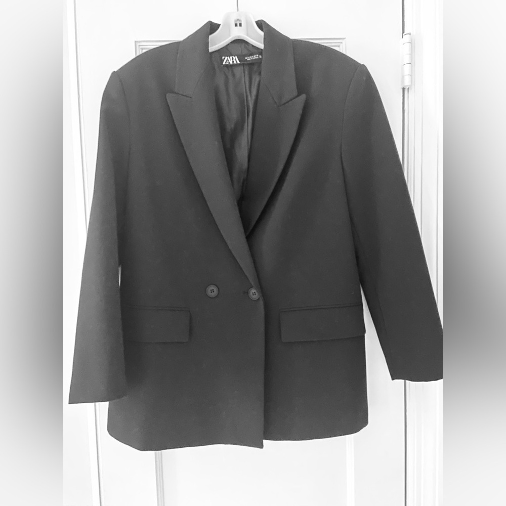 Zara Black Double-Breasted Blazer